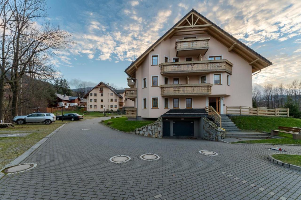 Lazurowy Widok Centrum - Z Prywatnym Parkingiem - Spaceapart